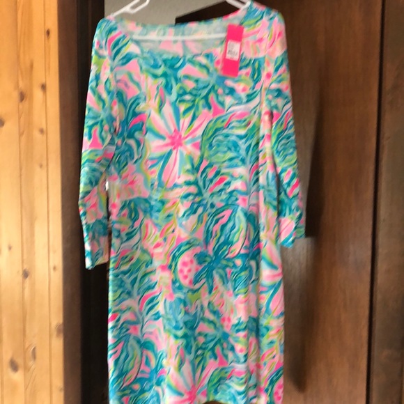 Lilly Pulitzer Dresses & Skirts - Lilly Pulitzer Marlowe dress One in a Melon print